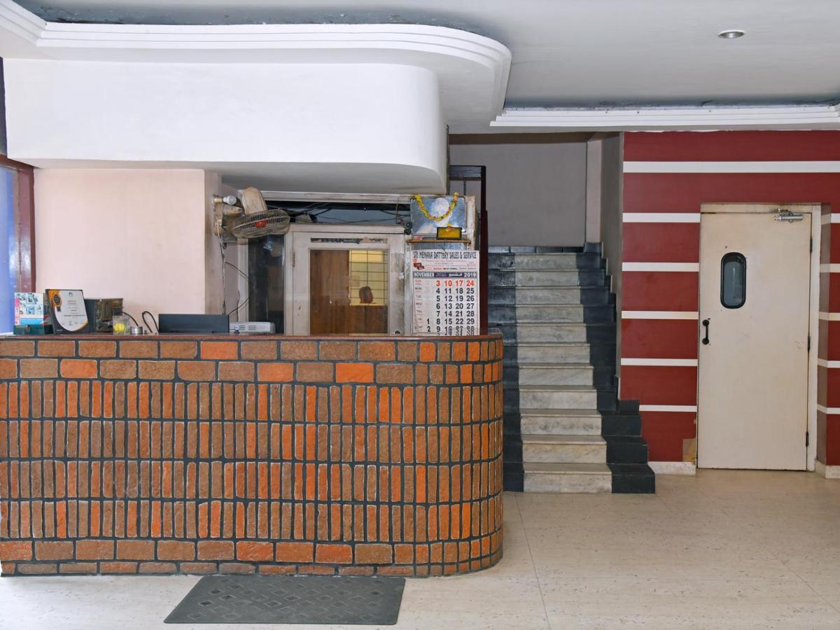 Hotel Aditya Pondicherry Ngoại thất bức ảnh