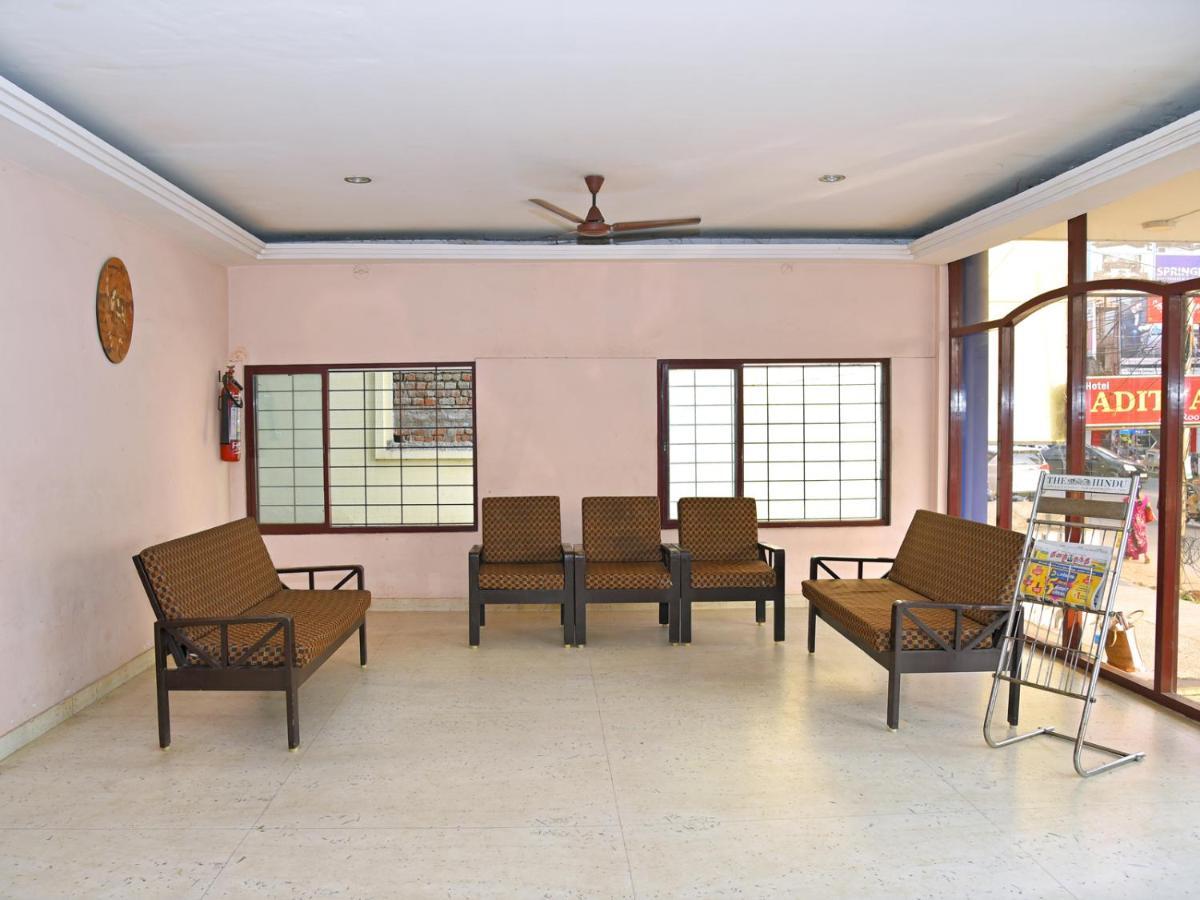Hotel Aditya Pondicherry Ngoại thất bức ảnh