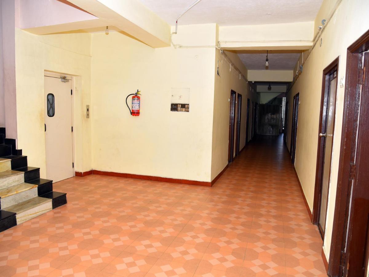 Hotel Aditya Pondicherry Ngoại thất bức ảnh