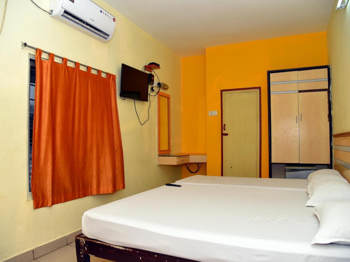 Hotel Aditya Pondicherry Ngoại thất bức ảnh