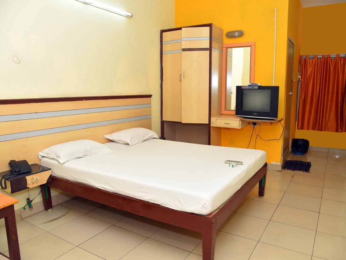 Hotel Aditya Pondicherry Ngoại thất bức ảnh