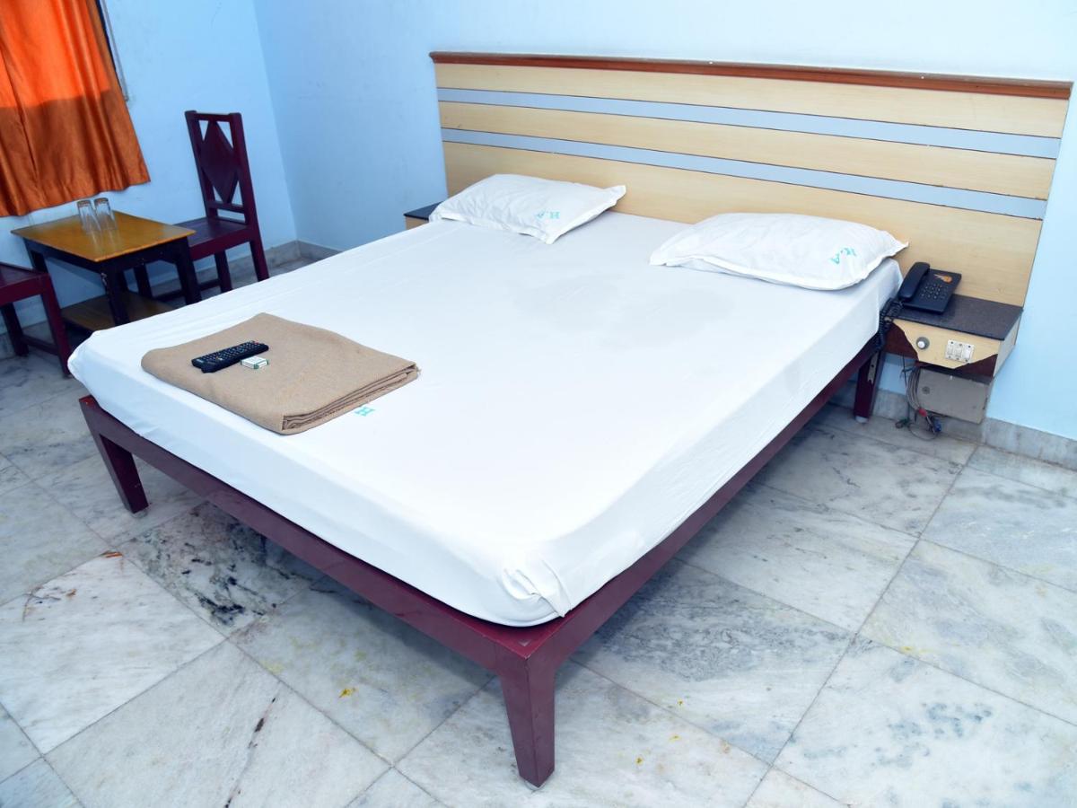 Hotel Aditya Pondicherry Ngoại thất bức ảnh